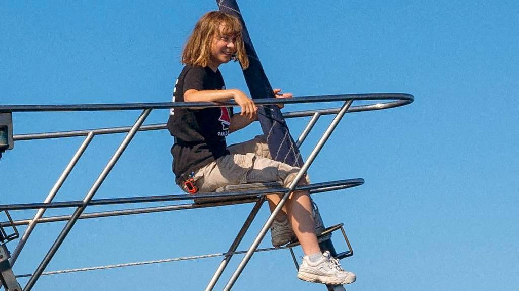 Greta Thunberg en el barco Madleen rumbo a Gaza