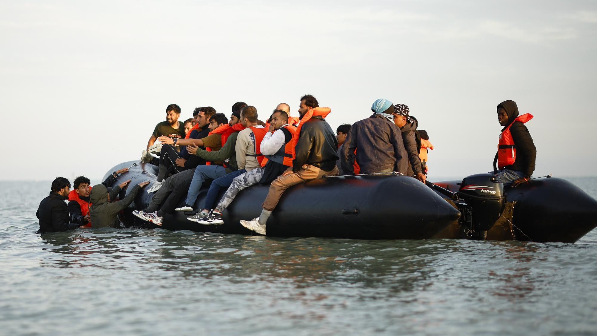 Smugglers to be named in sanctions on small boat gangs