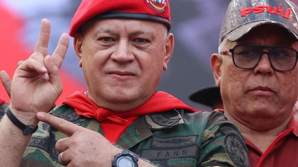 迪奧斯達多·卡貝洛掌握著極大的權力
