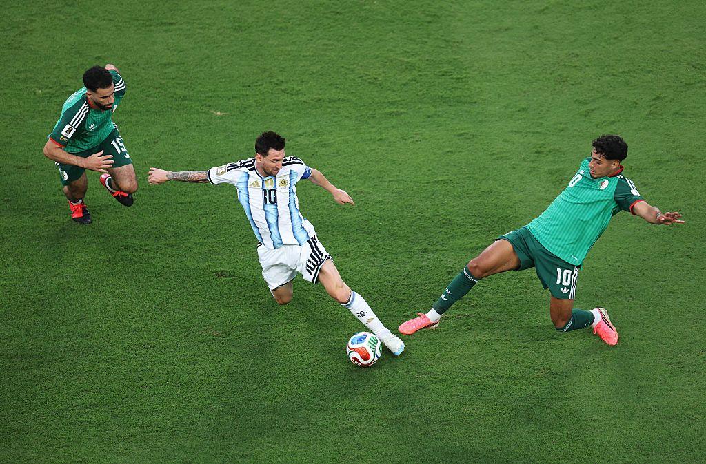 Messi jugando