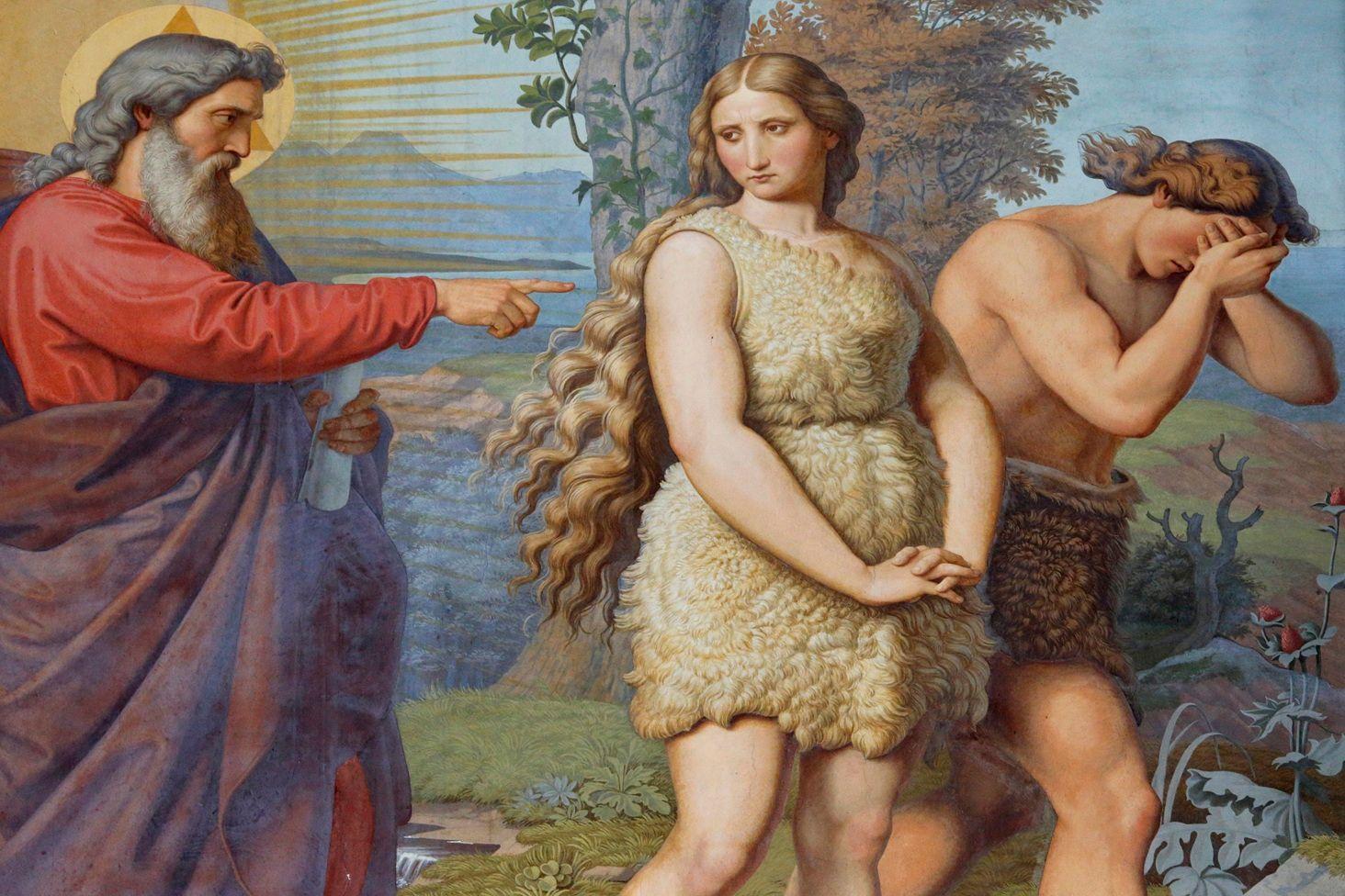 Un hombre con barba y cabello grises y una larga túnica tiene un rollo de papel en la mano izquierda mientras con la mano derecha apunta hacia adelante. Una mujer, de cabello largo, que está cubierta lo ve con tristeza. A su lado, un hombre con el pecho descubierto pero con su parte inferior tapada se cubre los ojos con las manos mientras camina