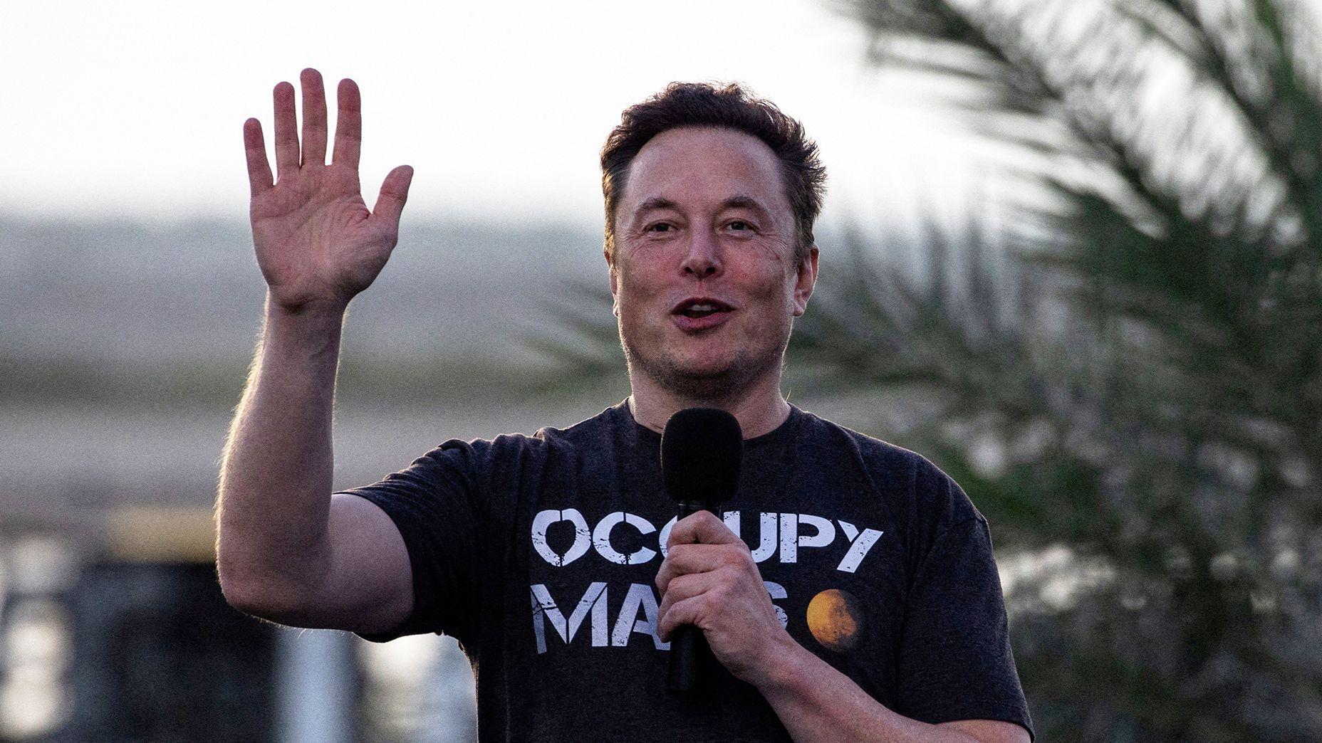 Elon Musks SpaceX raises $75bn ahead of worlds biggest stock market launch