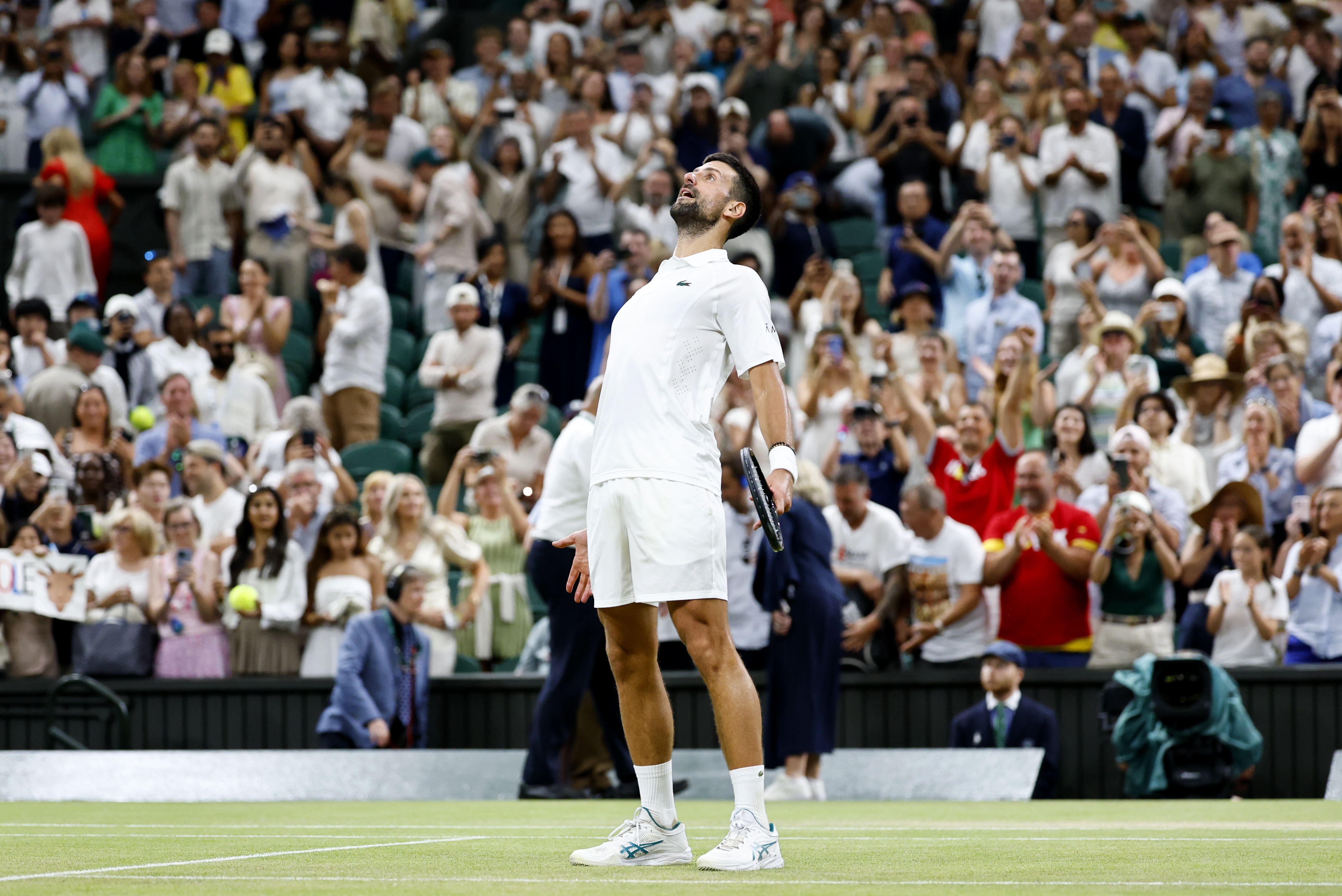 'Ovo nije nije normalno': Đoković posle maratonskog meča ušao u polufinale Vimbldona 2 novak đoković