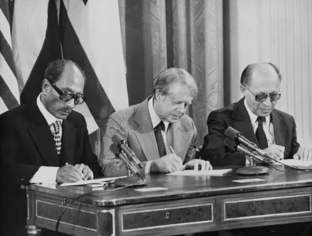انور سادات