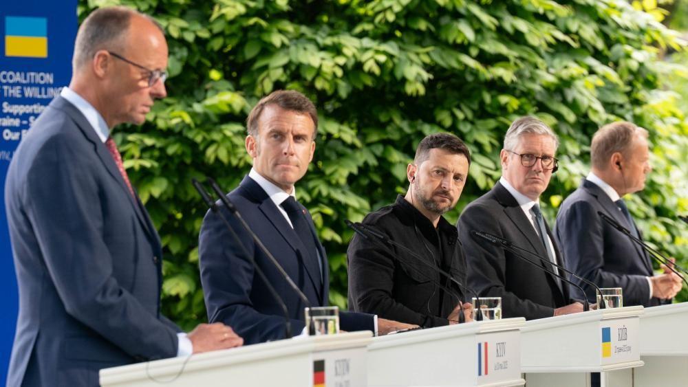 Starmer says Europe and US are calling Putin out to agree a 30-day Ukraine ceasefire