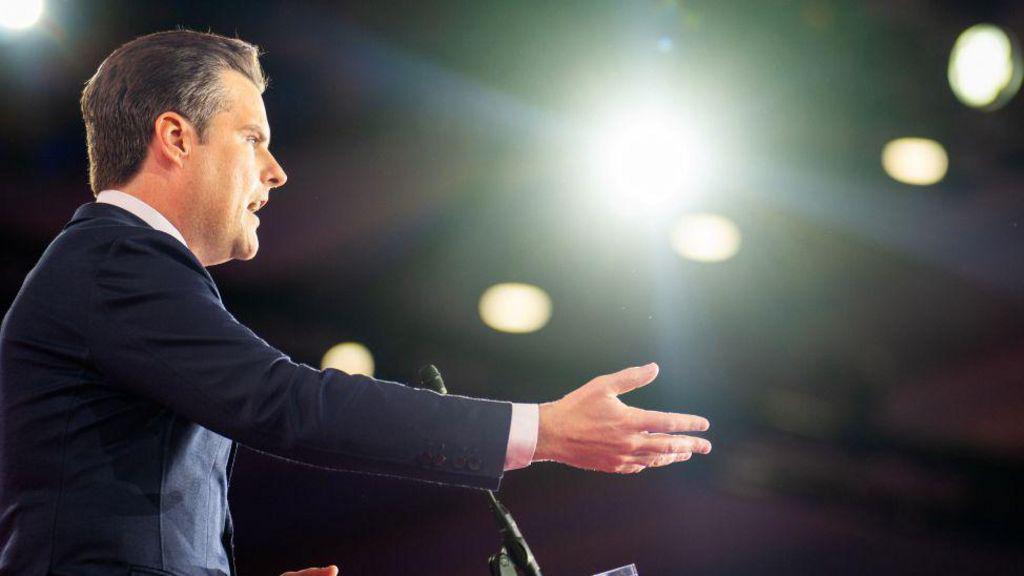 عضو الكونغرس السابق مات غيتس 