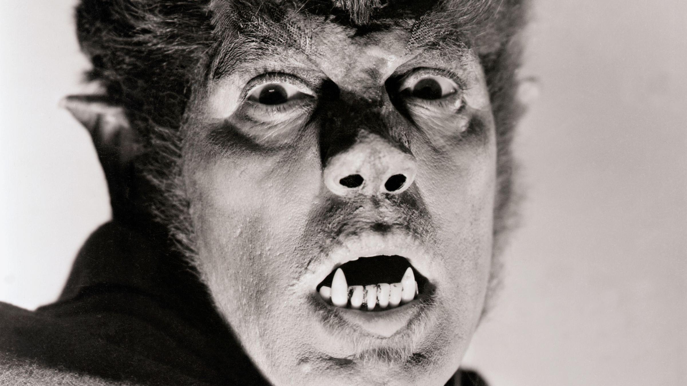 Close-up of Henry Hull in the 1935 Universal Pictures release 