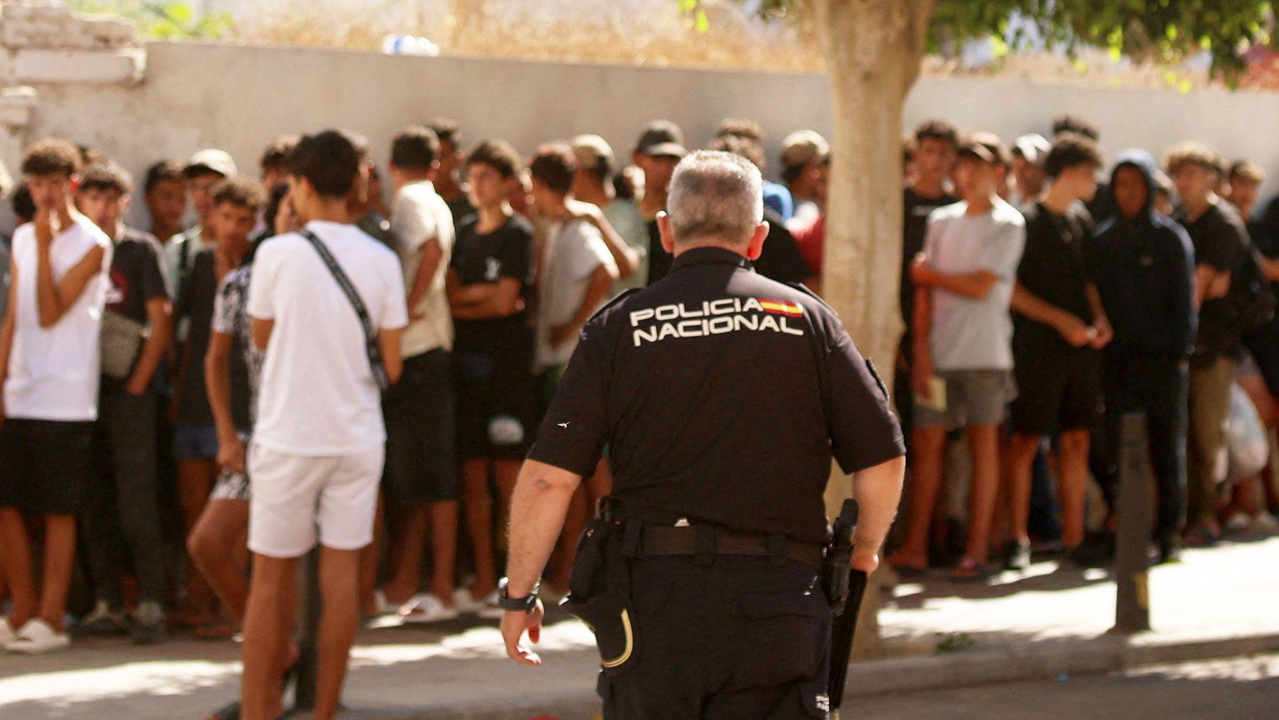 Thousands of migrants still in Ceuta after border crisis, local leader says