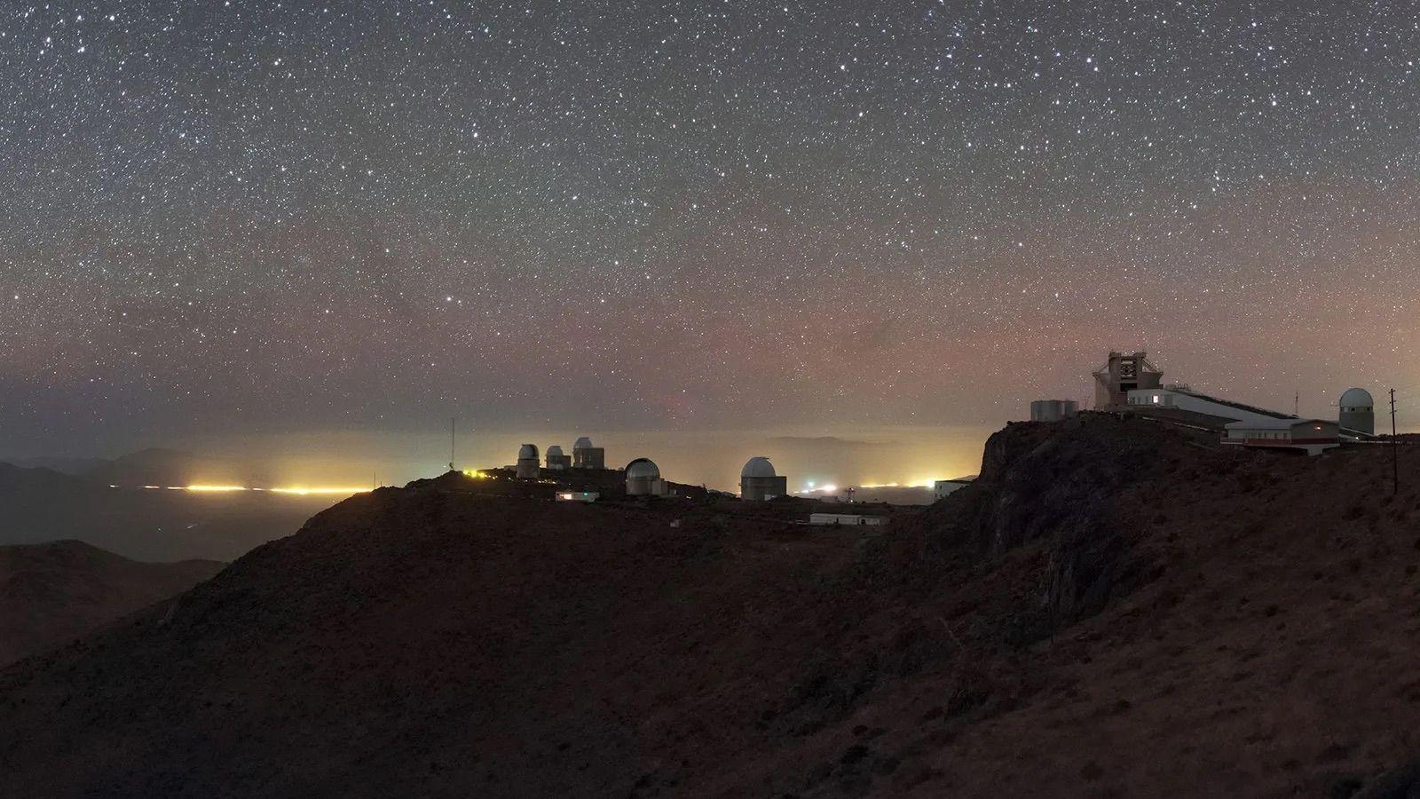 Contaminación lumínica en el desierto de Atacama. 
