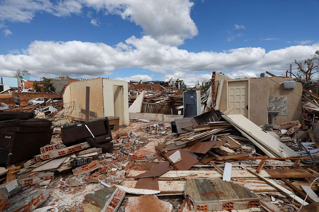 Imagens de casas destruídas na cidade de Rio Bonito do Iguaçu
