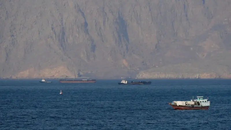 Selat Hormuz, Iran, AS