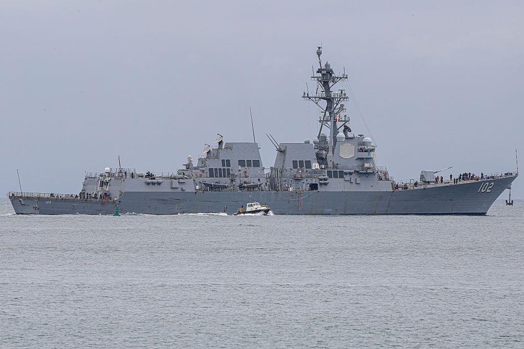 El buque de guerra estadounidense Sampson en un puerto de Panamá el martes.