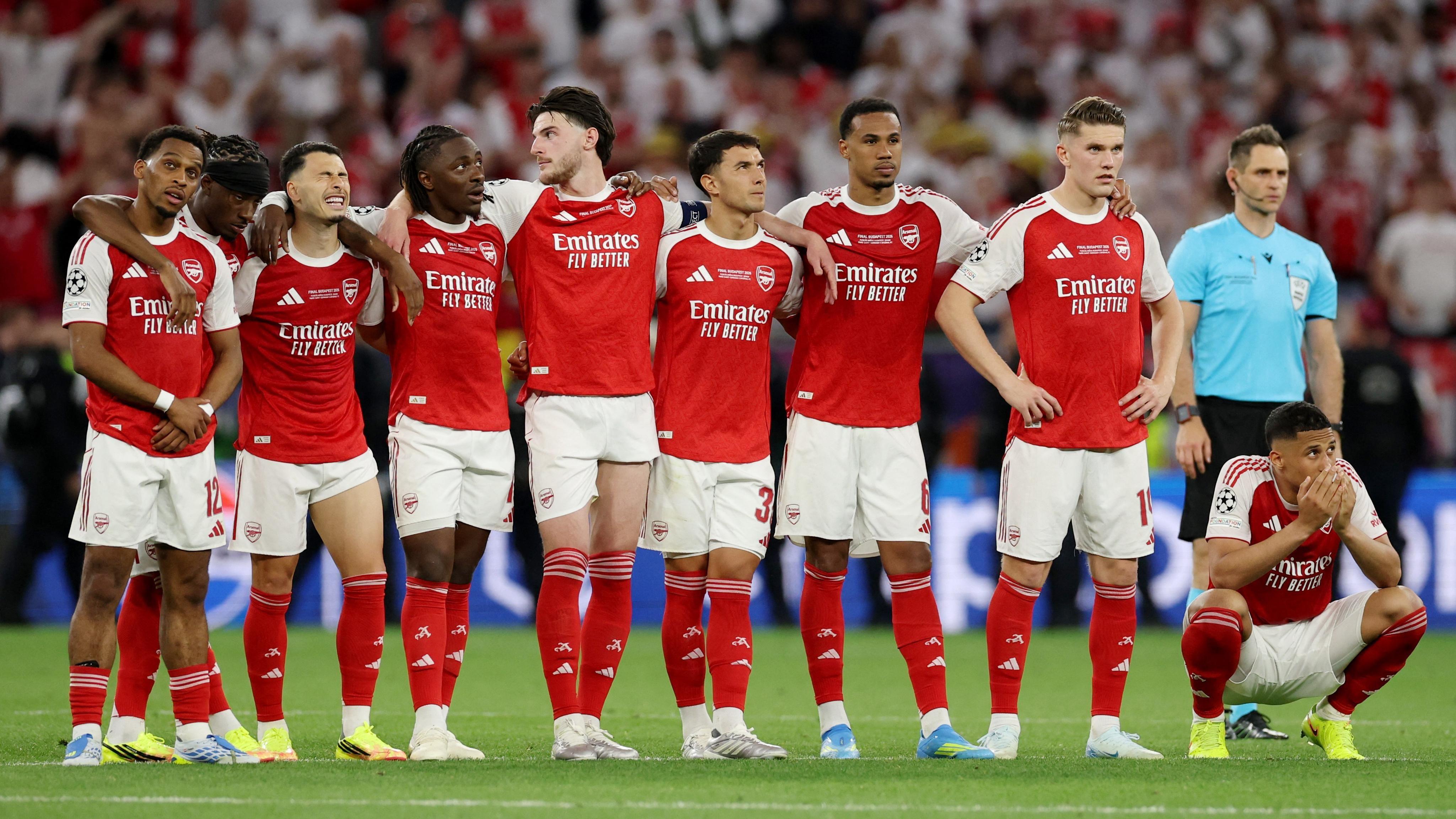 Champions League final: Eze misses before huge Raya save for Arsenal against PSG in shootout