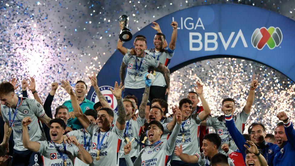 Cruz Azul campeones en México