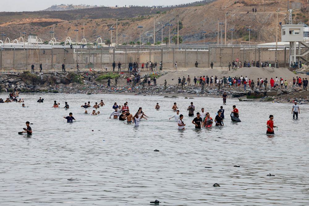 marokanci u seuti, ceuta, seuta, marokanci doplivali do španske teritorije seute