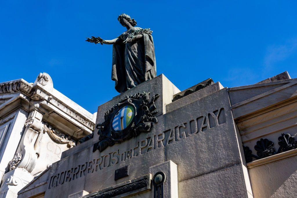 Estátua em Panteão