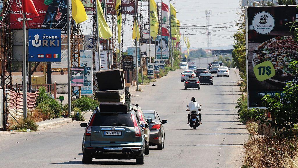 Residents flee Lebanese city after Israeli warning as strikes reportedly kill three