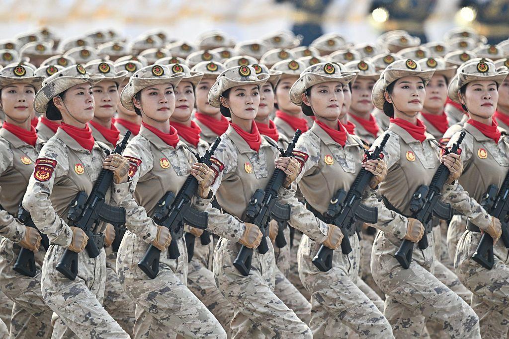 女兵方隊