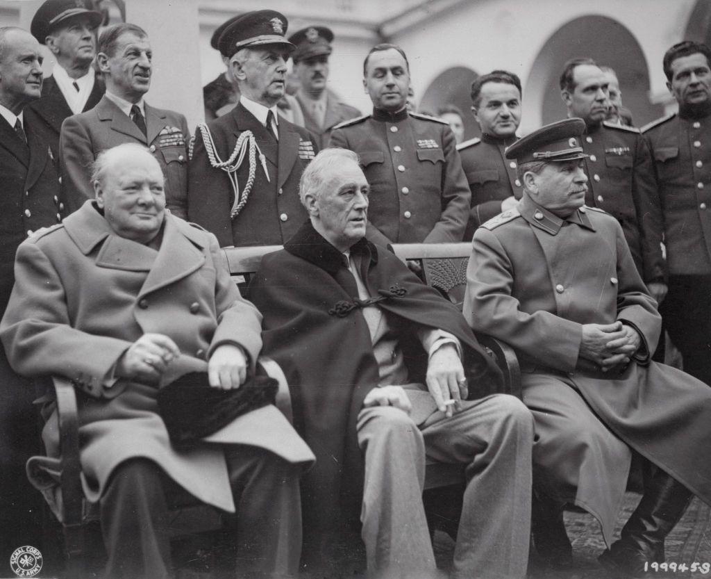 Stalin con Roosevelt y Churchill en Yalta.