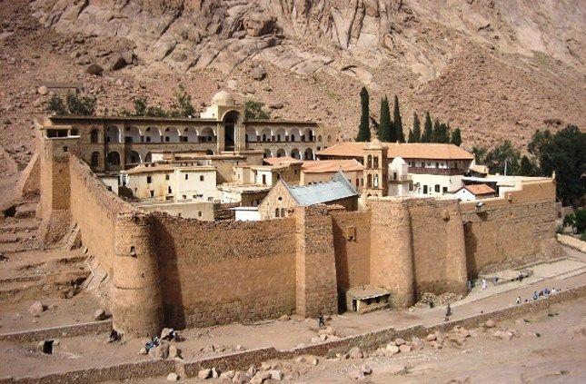 دير سانت كاترين في مصر يثير القلق في اليونان 1 دير سانت كاترين