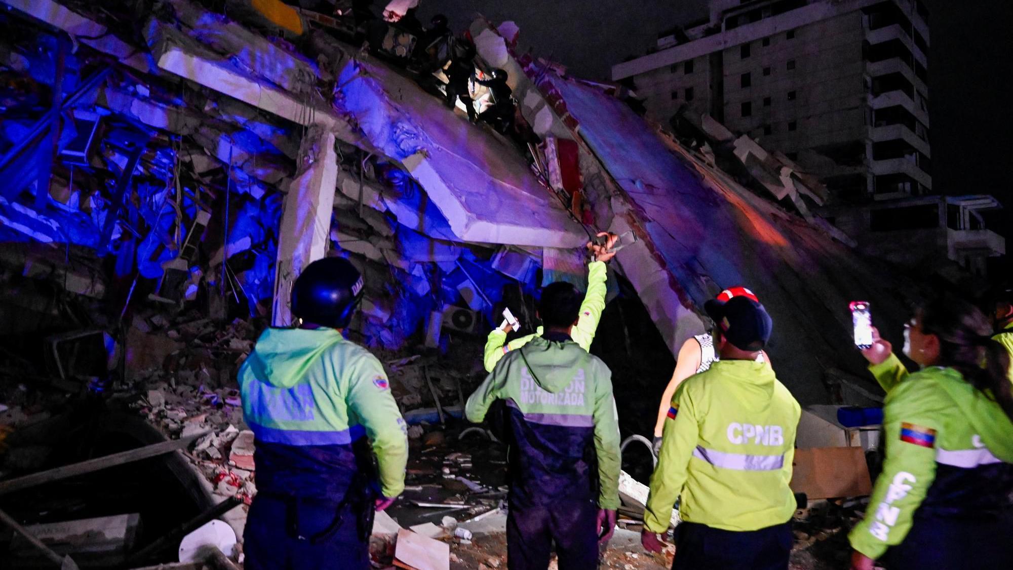 Venezuela earthquakes kill at least 164, as rescuers search collapsed buildings 