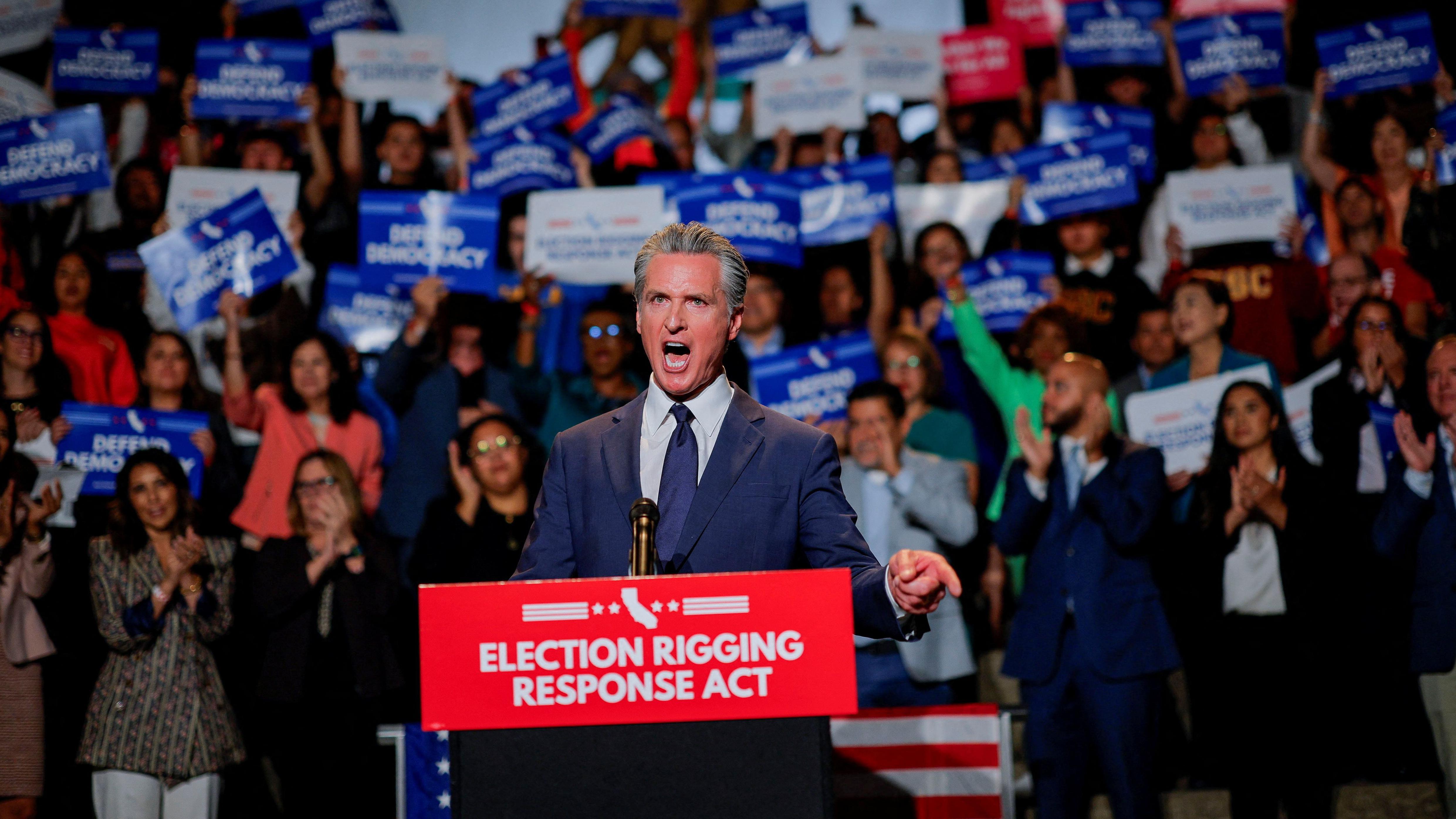 California governor unveils voting lines plan to counter Texas Republicans