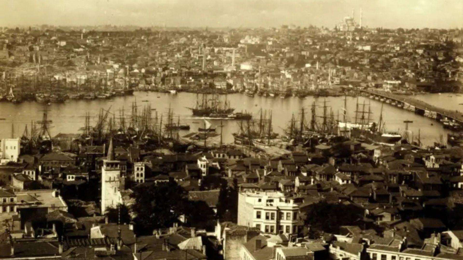 Uma foto do horizonte de Istambul datada de 1885