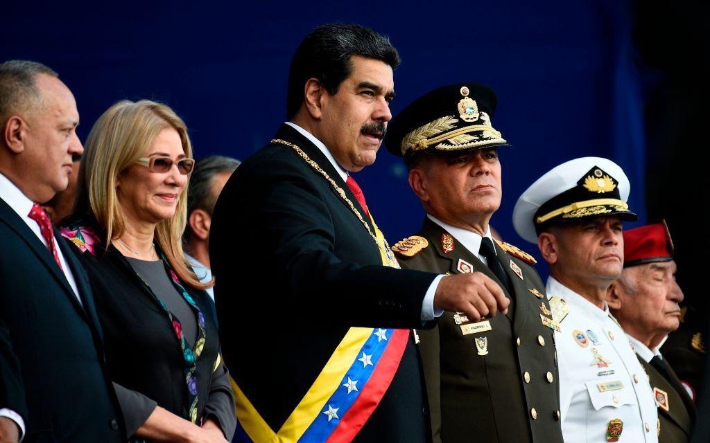 Maduro junto a otros dirigentes chavistas.