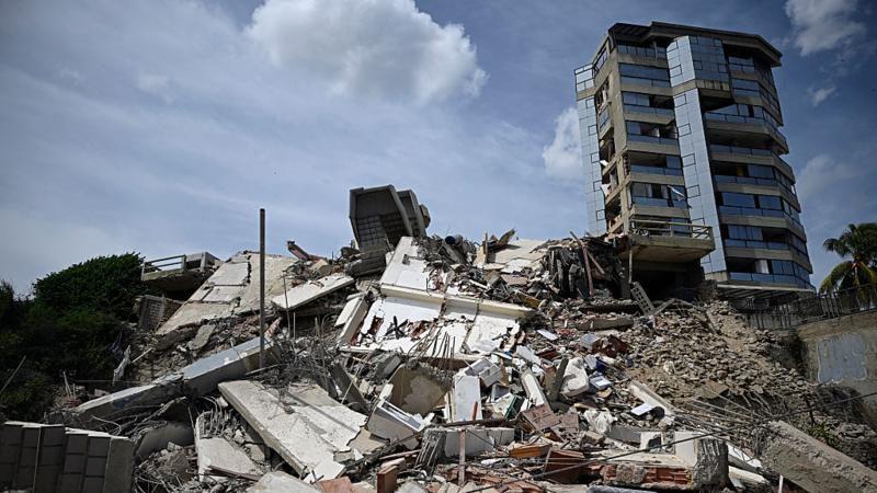 Edif&iacute;cios destru&iacute;dos ap&oacute;s os terremotos na Venezuela