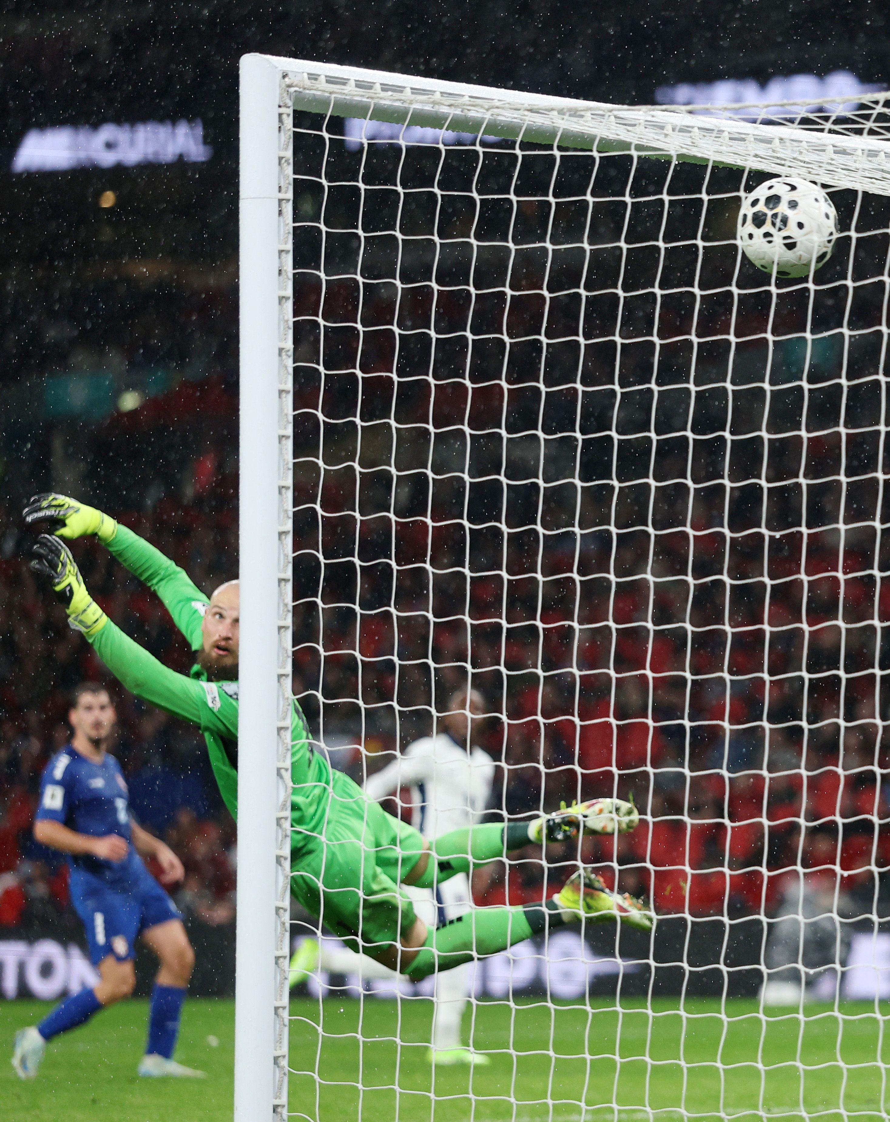 srbija - engleska, engleska srbija, gol ečea protiv srbije