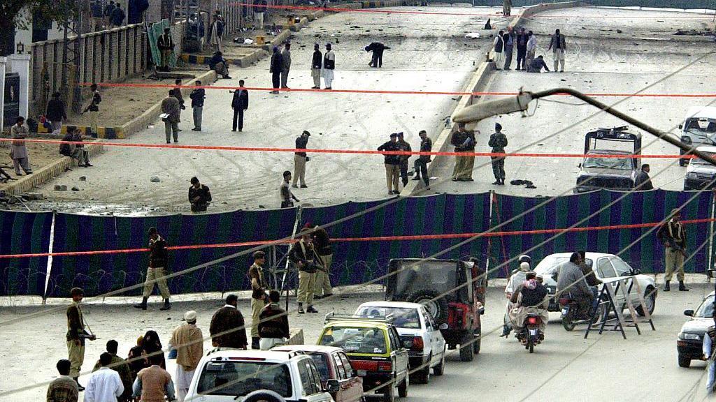 مشرف پر حملہ 