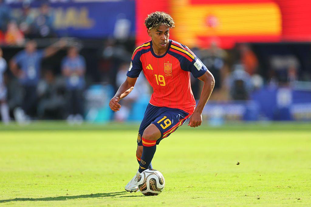 Lamine Yamal (n.º 19) de España durante la final de la Copa Mundial de la FIFA 26 entre España y Argentina, el 19 de julio de 2026.
