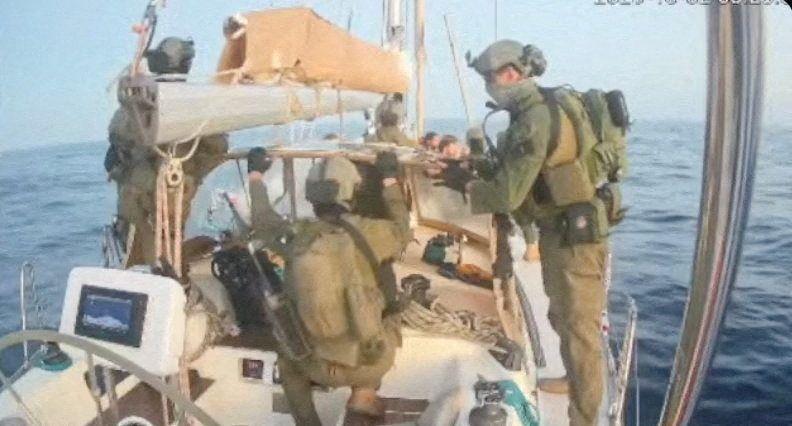 izraelski vojnici na brodovima Globalne Sumud flotile