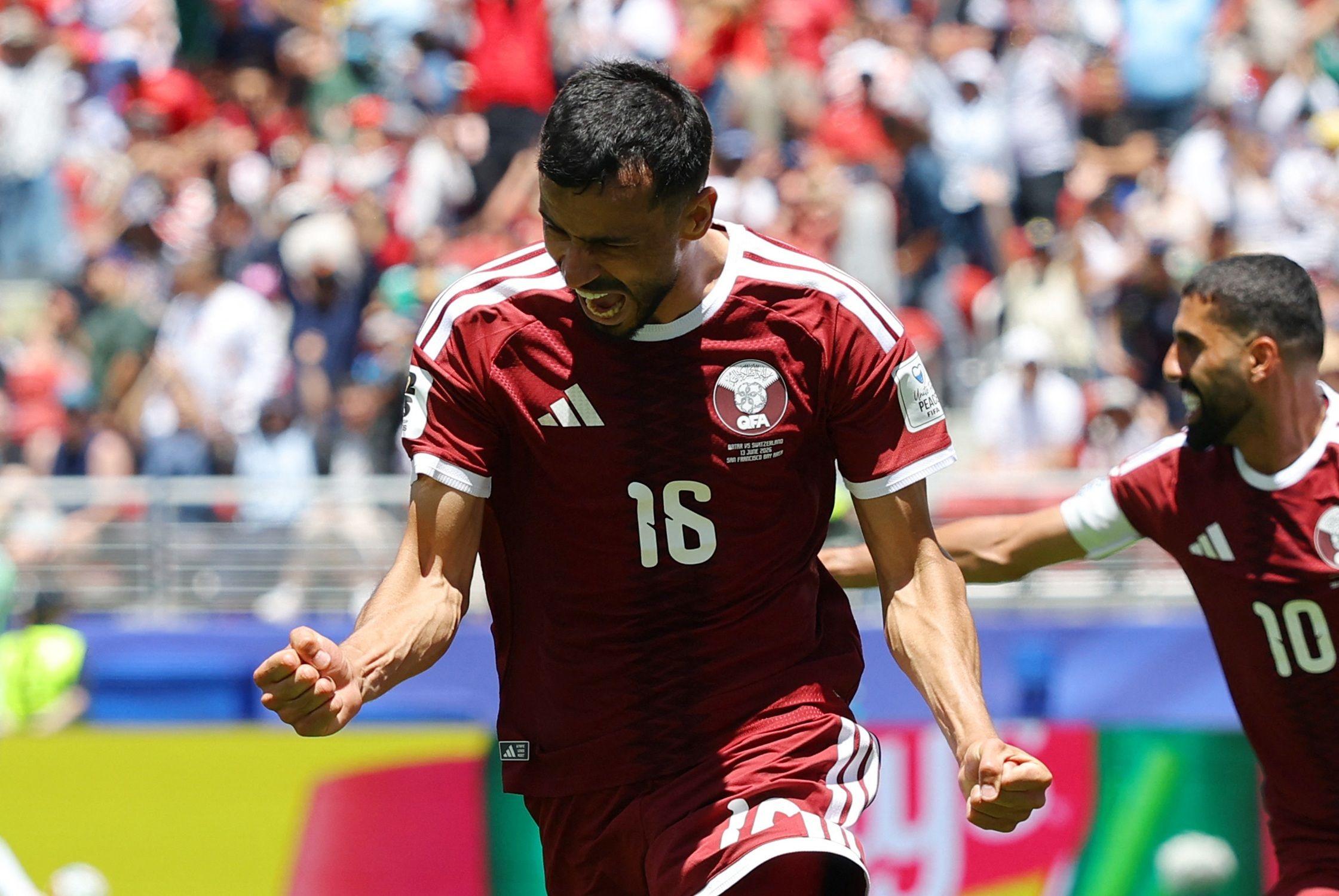 كأس العالم: قطر تواجه البوسنة في صراع الأمل الأخير، والمغرب يطارد الصدارة من بوابة هايتي