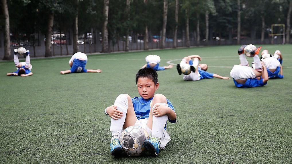 青訓小孩