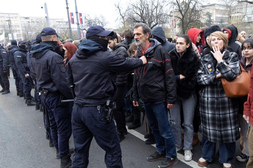 protest ispred rektorata
