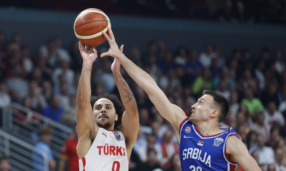 aleksa avramović protiv turske, aleksa avramović lupa bananu larkinu