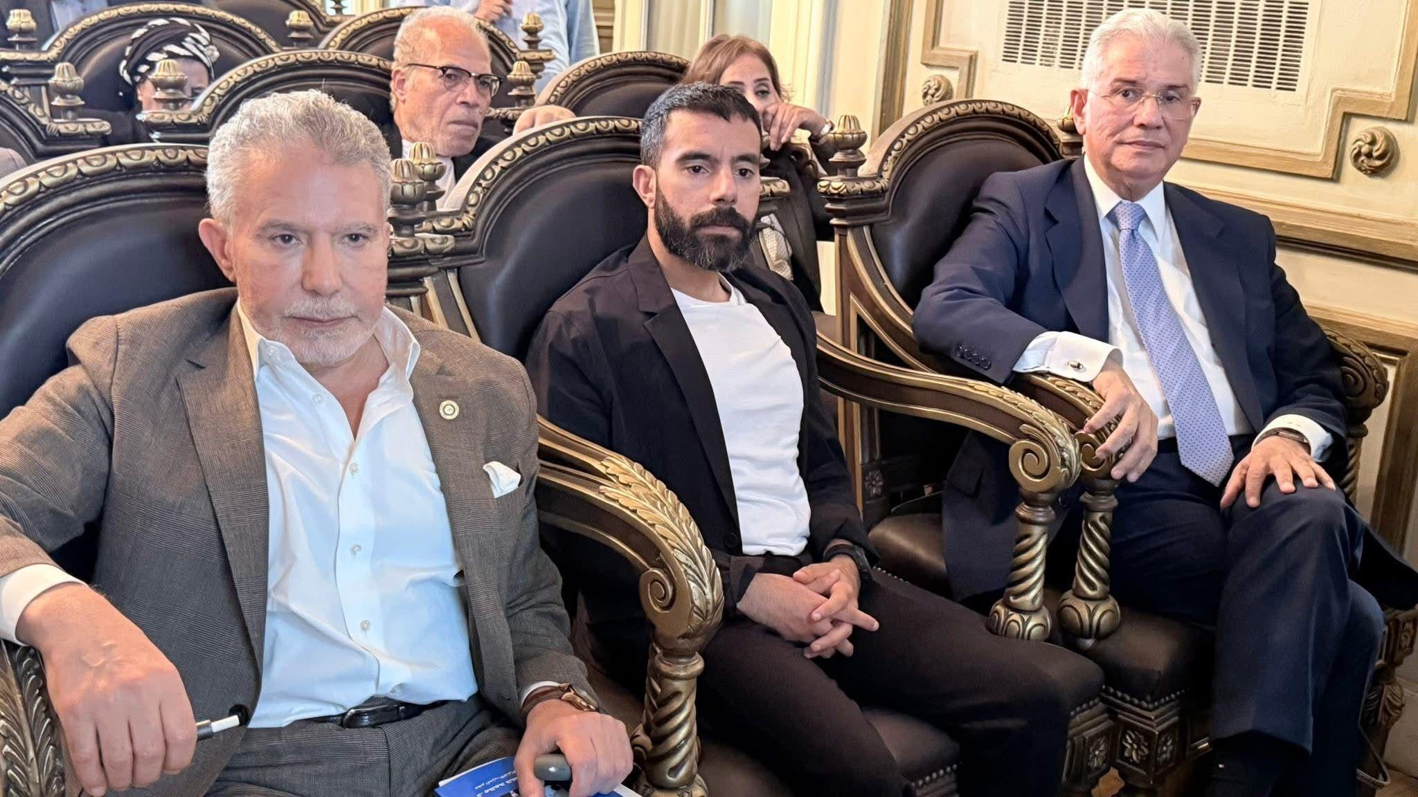 جانب من إحدى فعاليات الحركة المدنية الديمقراطية في حزب المحافظين بحضور المهندس أكمل قرطام من صفحة الحزب على موقع فيسبوك.