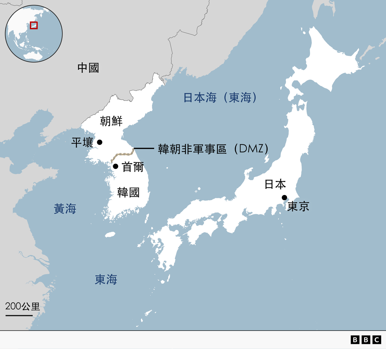 一幅地圖顯示中國、朝鮮、韓國及日本的位置，並標示平壤、首爾和東京三個首都。