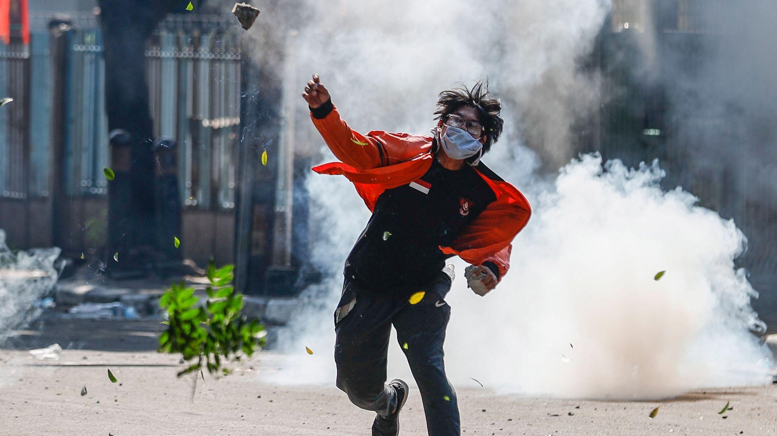 Protests erupt across Indonesia after ride-share driver killed in demonstration