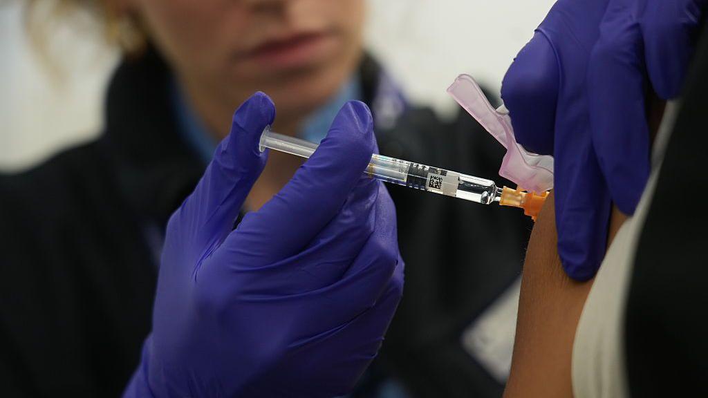 عملية تطعيم