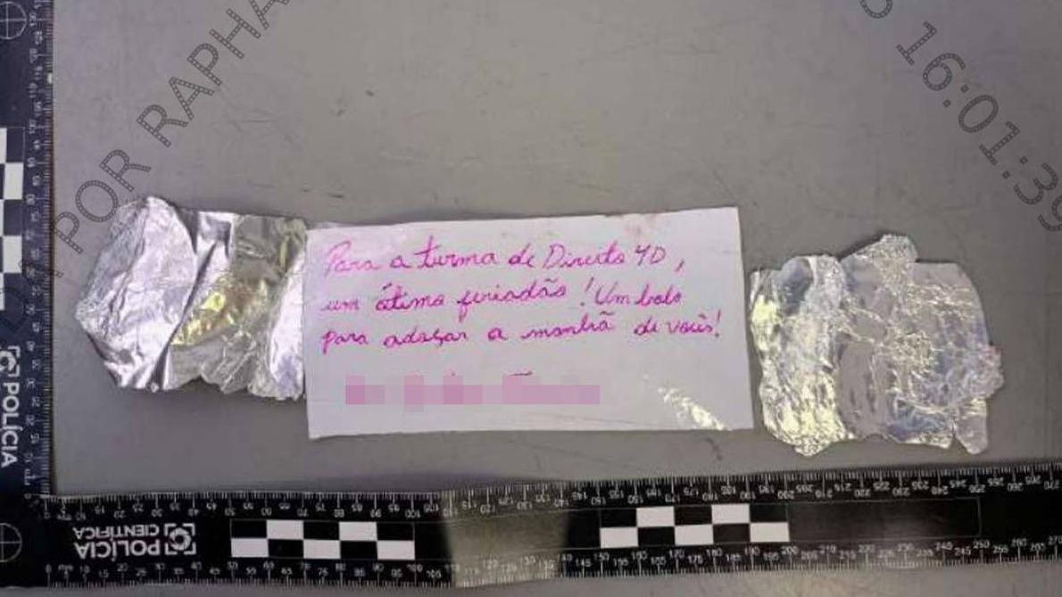 Bilhete que teria sido encontrado com suposto bolo envenenado