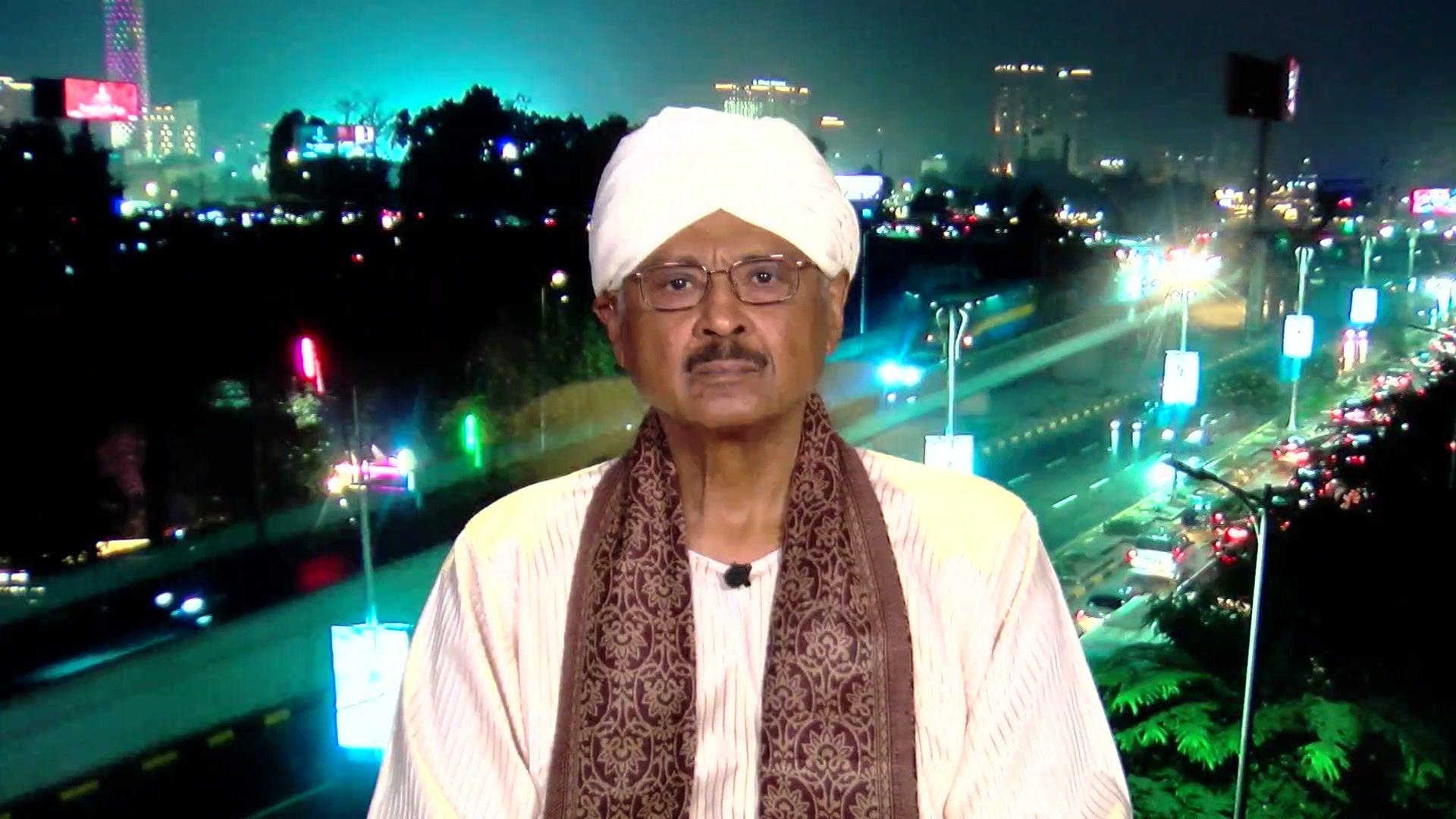 مبارك الفاضل رئيس حزب الأمة ورئيس تحالف التراضي الوطني في السودان