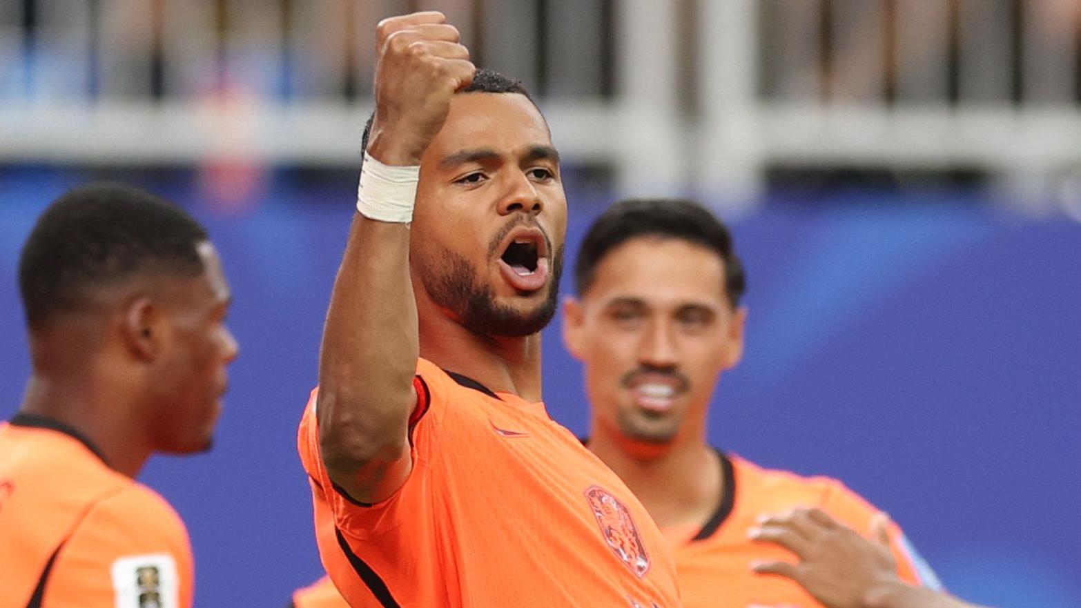 Watch as Gakpo adds the Netherlands third against Sweden at World Cup