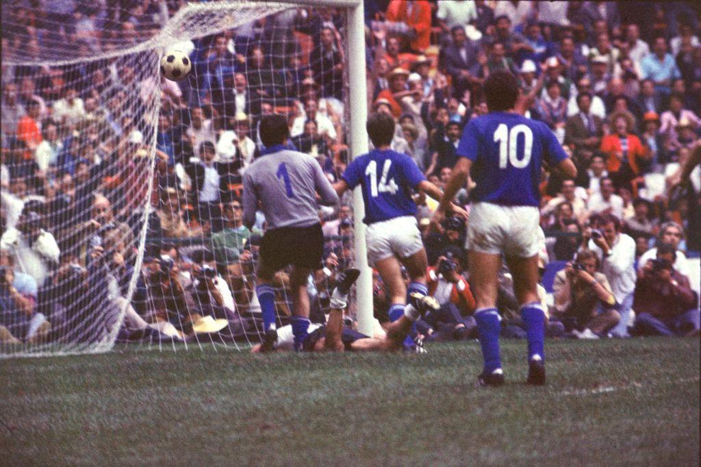 نصف نهائي كأس العالم 1970: إيطاليا 4 - ألمانيا الغربية 3 بعد الوقت الإضافي