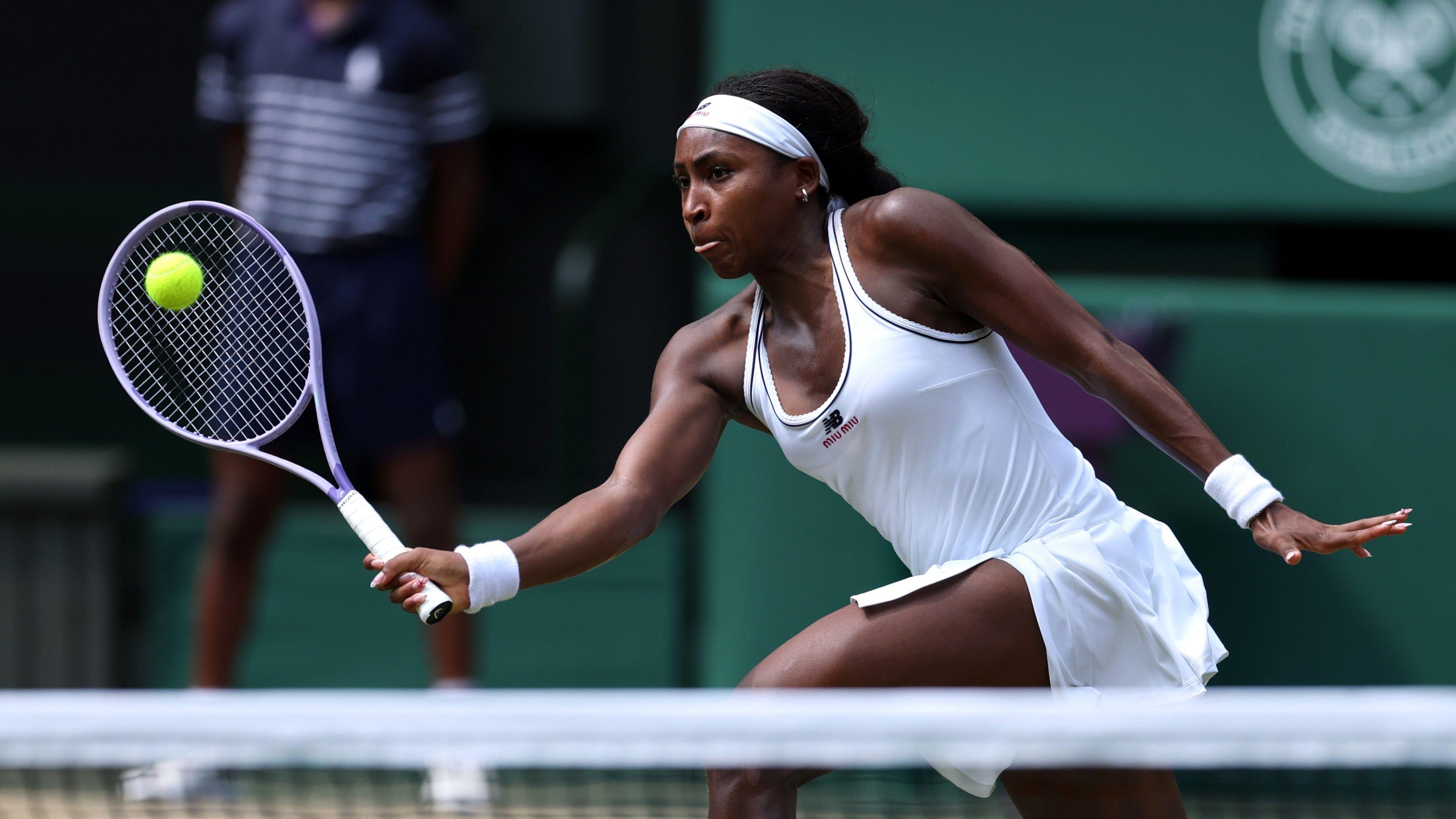 Watch Wimbledon semi-finals: Gauff trails Muchova but breaks in second set