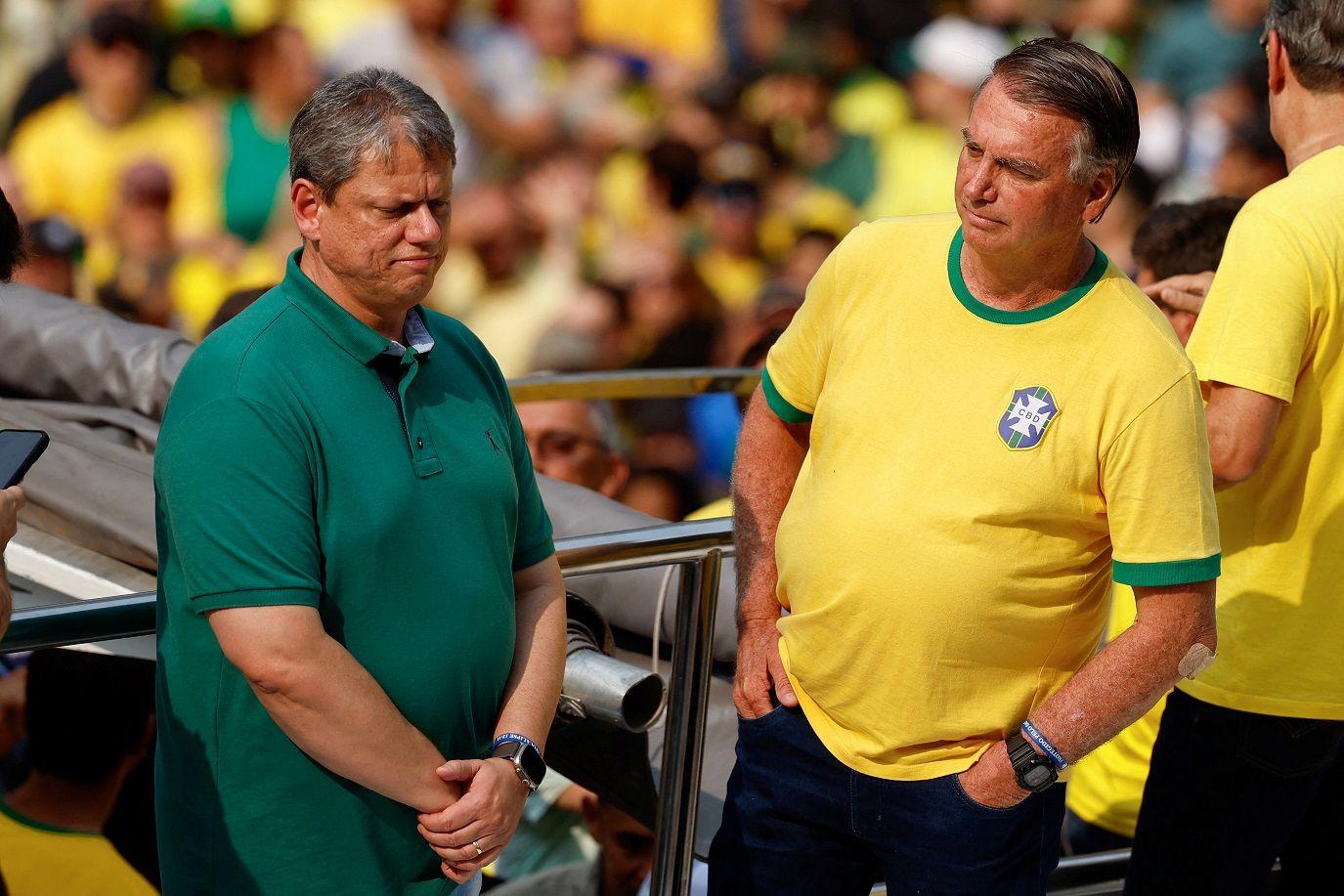 O ex-presidente Jair Bolsonaro e o governador de São Paulo, Tacísio de Freitas, durante protesto contra o STF no dia 7 de setembro de 2024