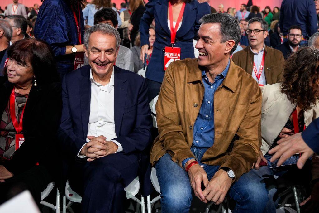 Pedro Sánchez ha defendido a Zapatero tras conocerse su imputación.