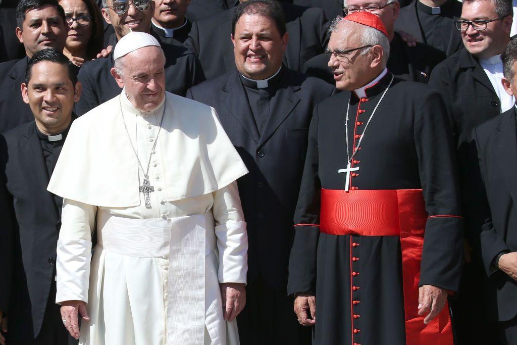 El papa Francisco junto al cardenal venezolano Baltazar Porras en 2018
