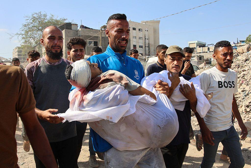 أحد ضحايا الغارات الإسرائيلية على قطاع غزة